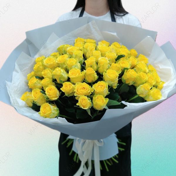 Букет 51 жовта троянда